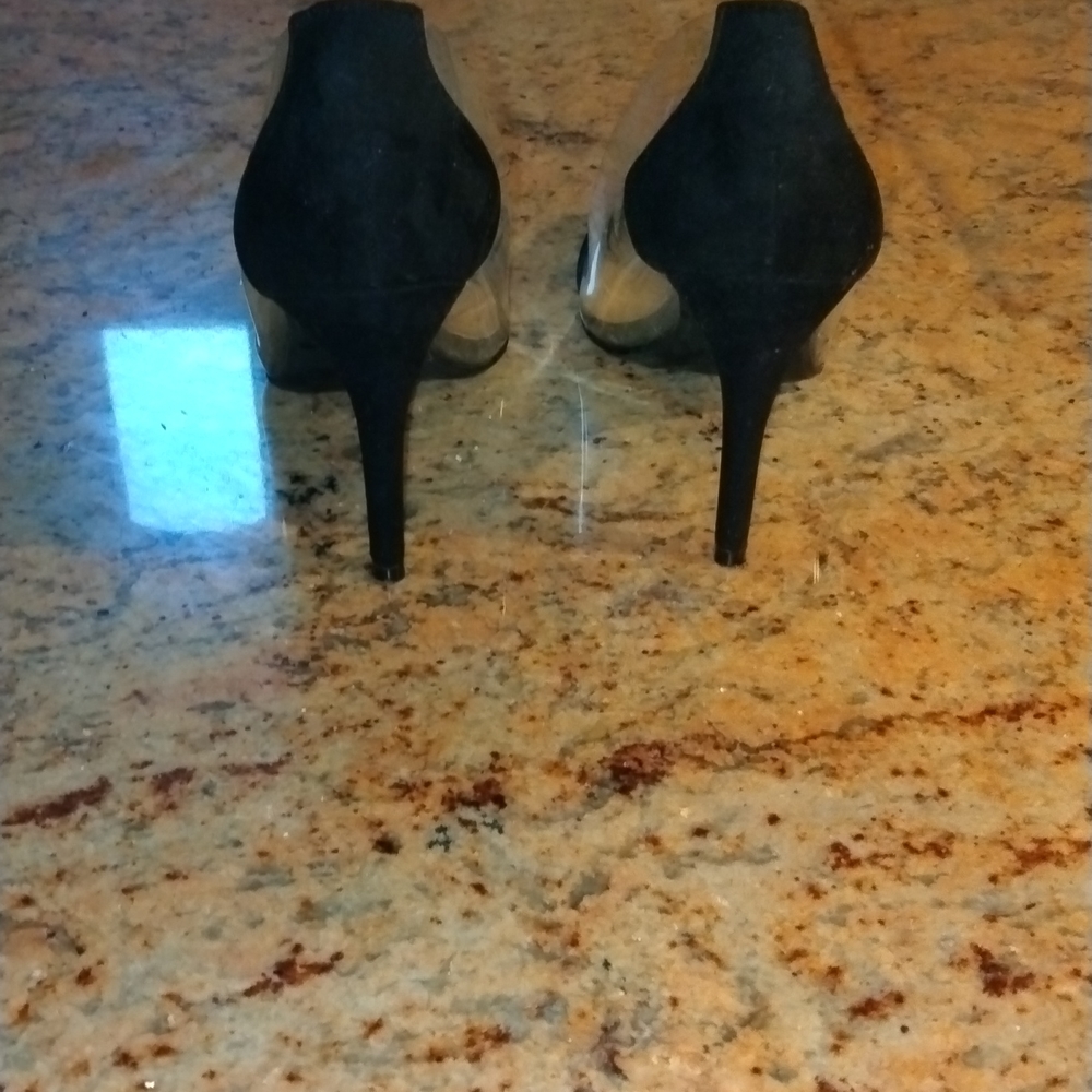 Shoes - Picture 3 of 3